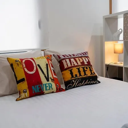 Suite, Free Parking